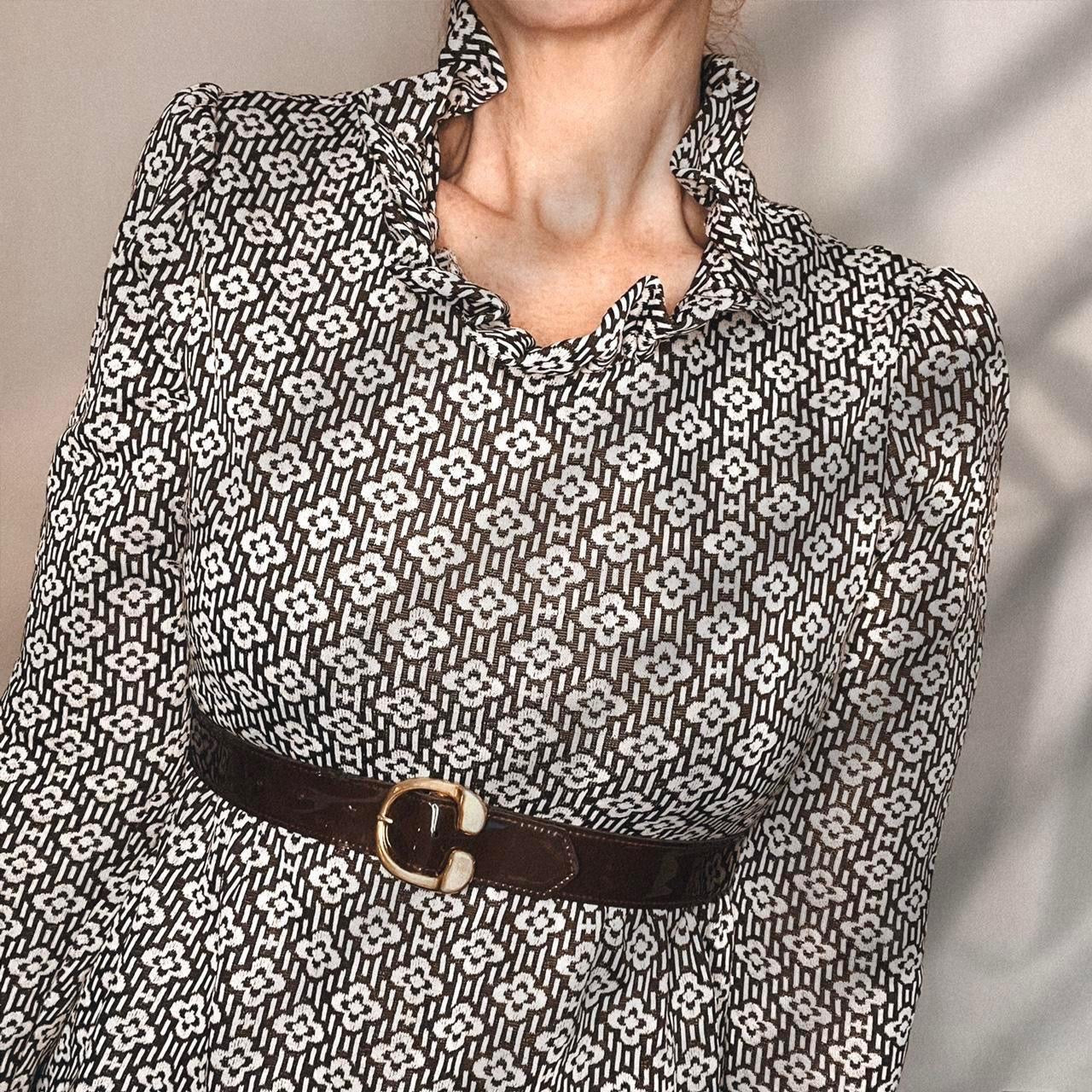 Vintage 1960s Mod Flower Dress With Ruffle Collar