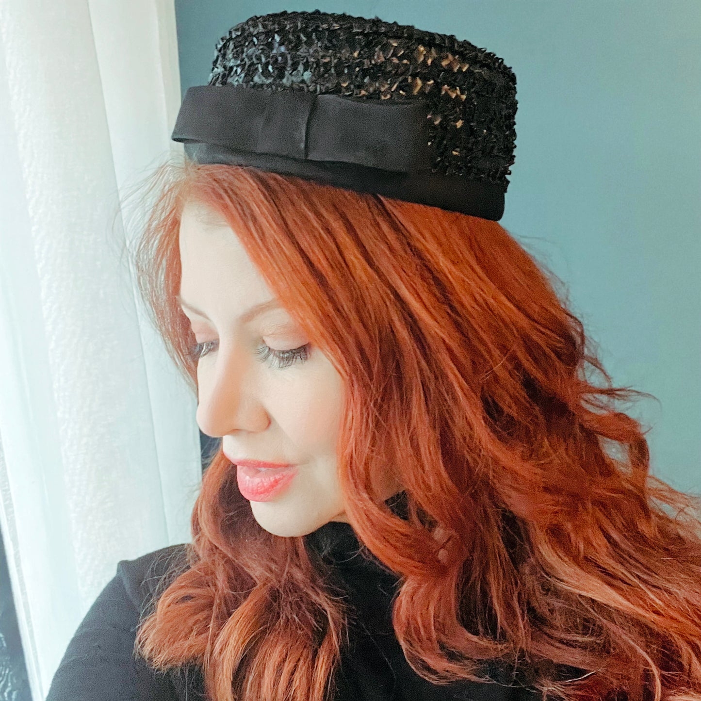 Vintage 1950s Black Pillbox Hat