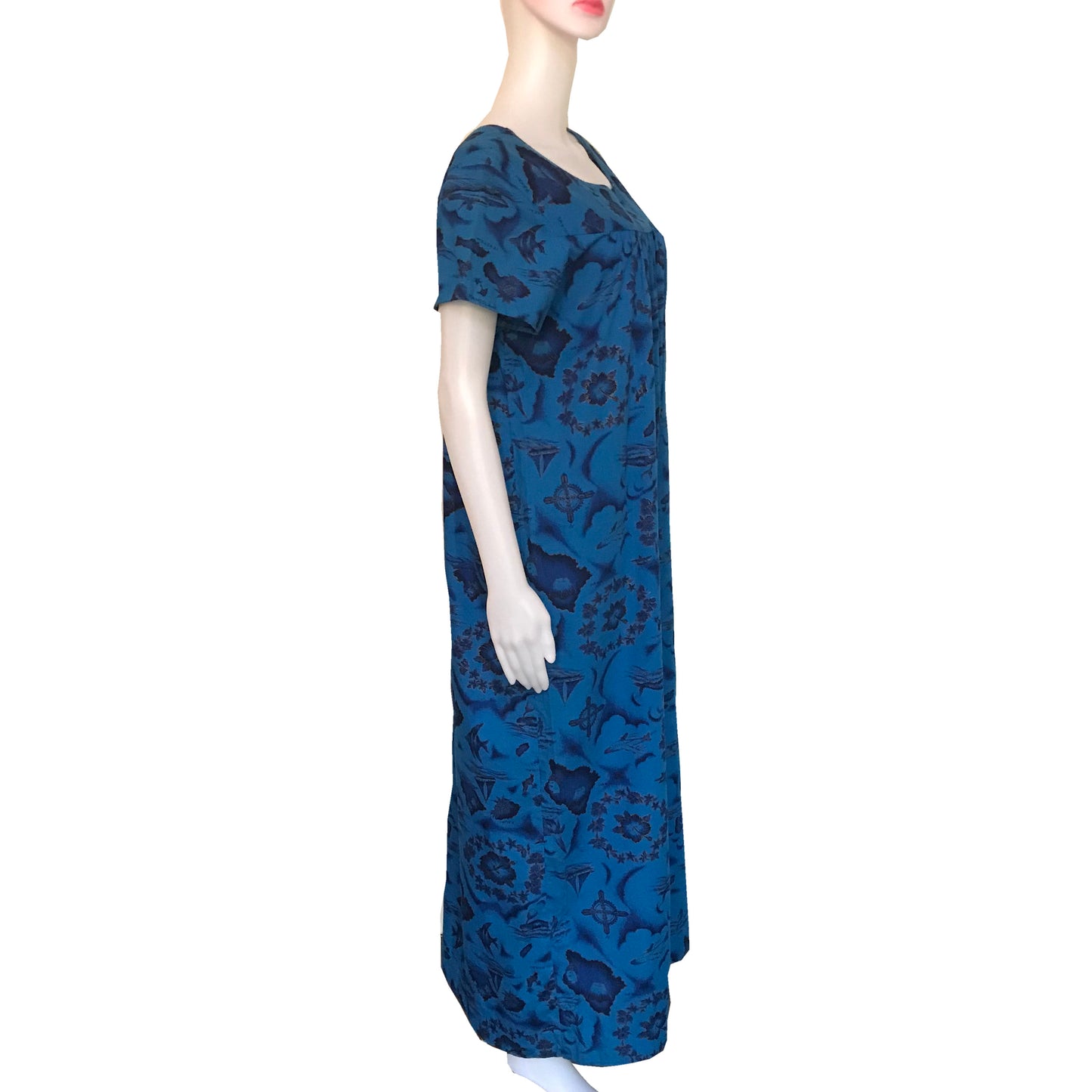 Vintage 1960s Hawaiian Caftan With Island Print