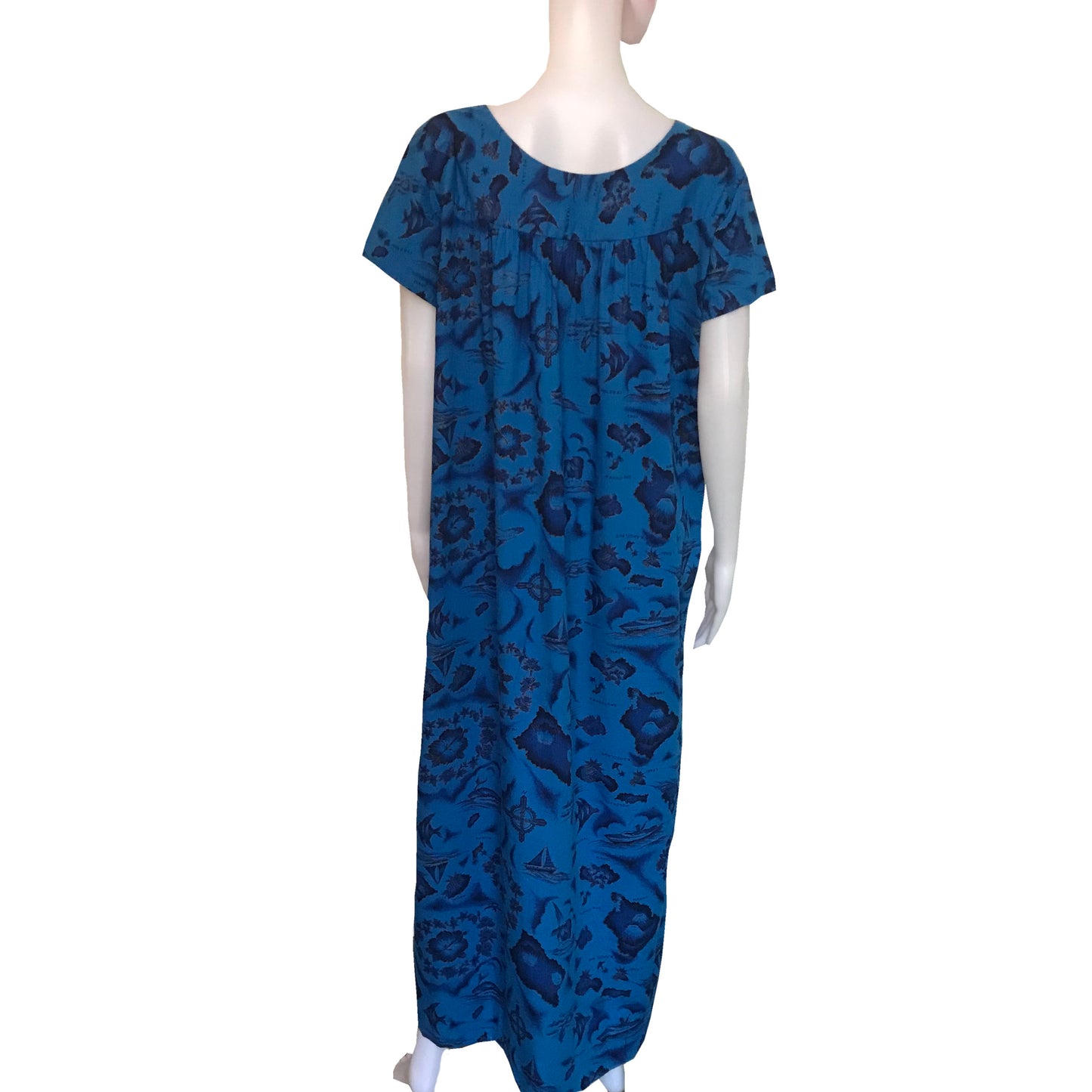 Vintage 1960s Hawaiian Caftan With Island Print