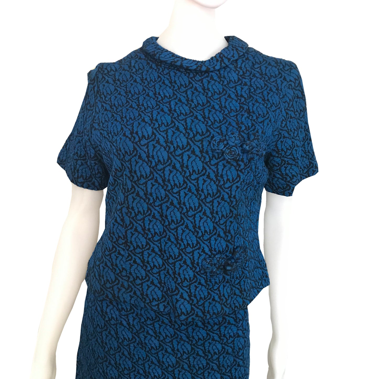 Vintage 1960s Jule-Wyn Floral Knit Top & Skirt Suit
