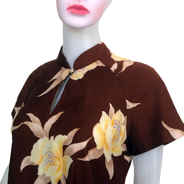Vintage 1970s Hilo Hattie Hawaiian Print Dress
