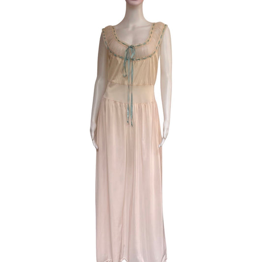 Rare Vintage 1950s Beige Van Raalte Myth Nightgown