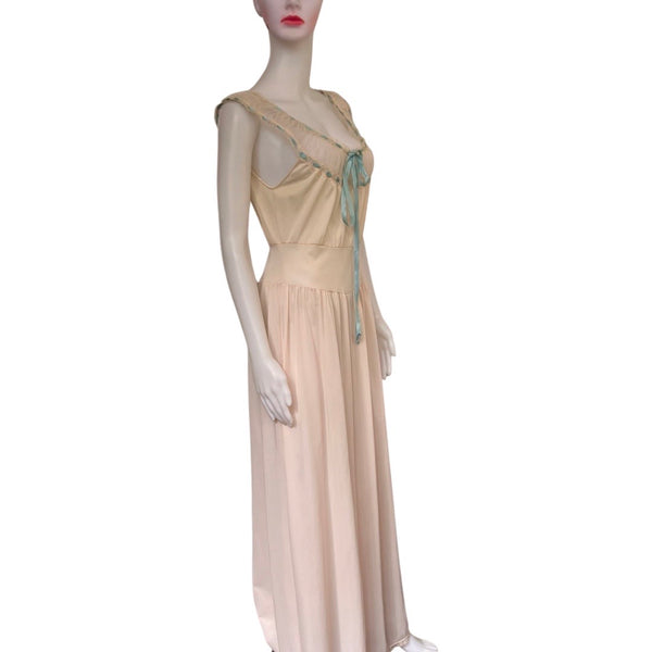Rare Vintage 1950s Beige Van Raalte Myth Nightgown