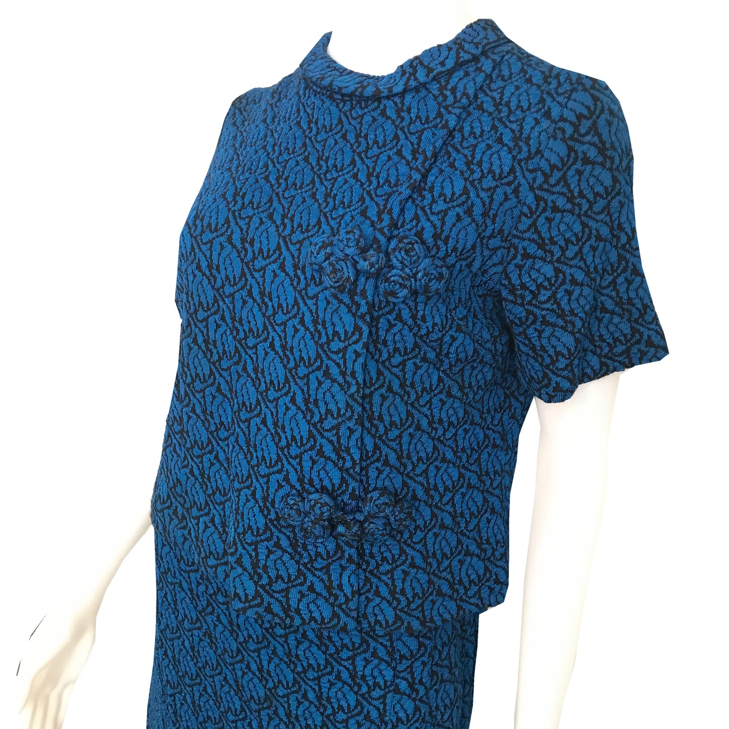 Vintage 1960s Jule-Wyn Floral Knit Top & Skirt Suit