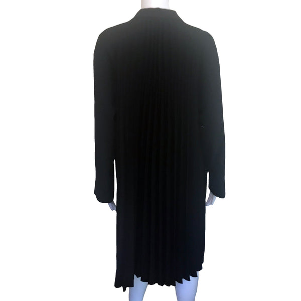 Vintage 1960s Black Pleated Spring Coat